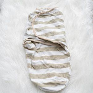 Small SwaddleMe swaddle 0-3 month